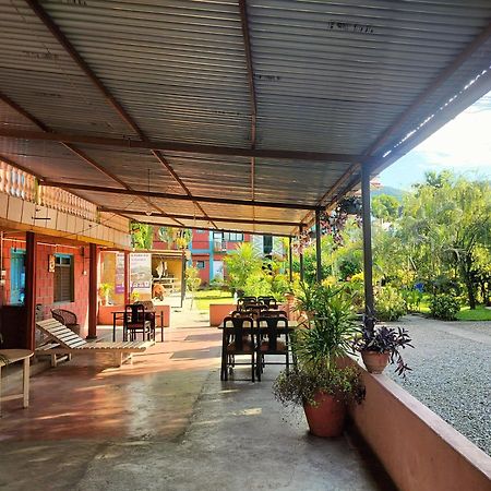 Hotel New Elia Pokhara Eksteriør billede