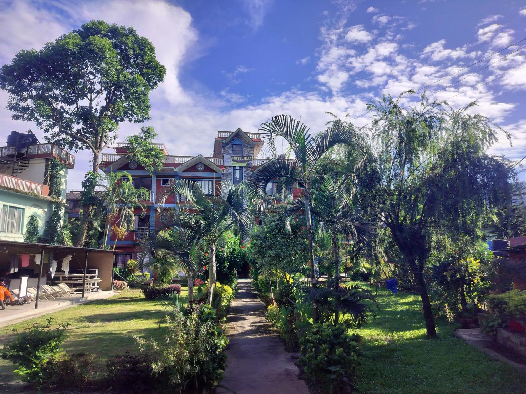 Hotel New Elia Pokhara Eksteriør billede