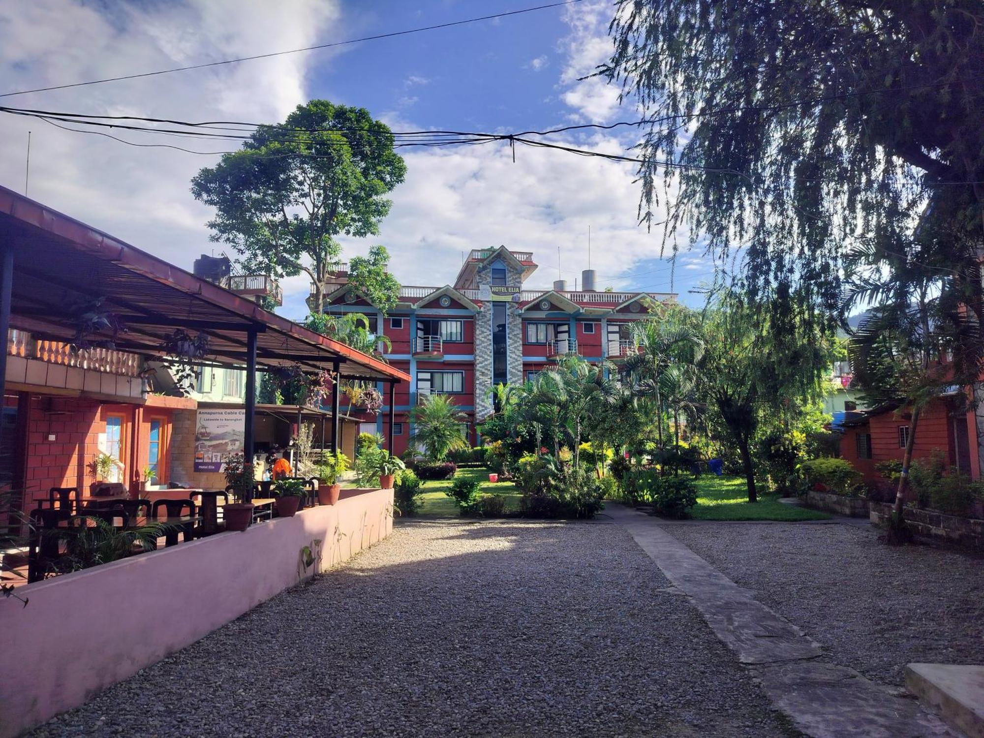 Hotel New Elia Pokhara Eksteriør billede
